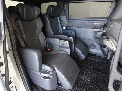 2024 Toyota ALPHARD — миниатюра 20