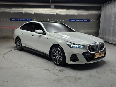 BMW 5 SERIES - 2