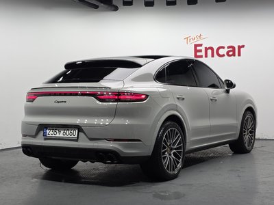 PORSCHE CAYENNE - 4