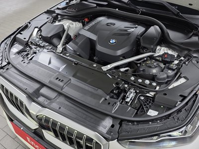 BMW 5 SERIES - 7