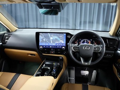 2025 Lexus NX 照片 9