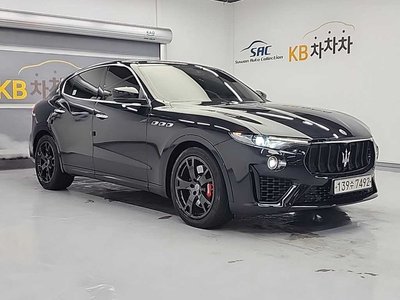 MASERATI LEVANTE - 3