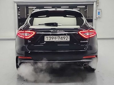 MASERATI LEVANTE - 2