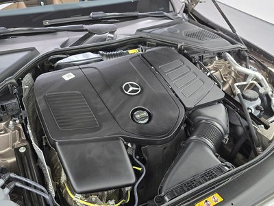 MERCEDES-BENZ E-CLASS - 7