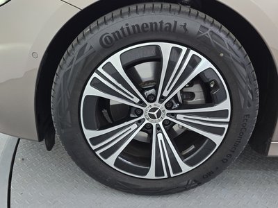 MERCEDES-BENZ E-CLASS - 6