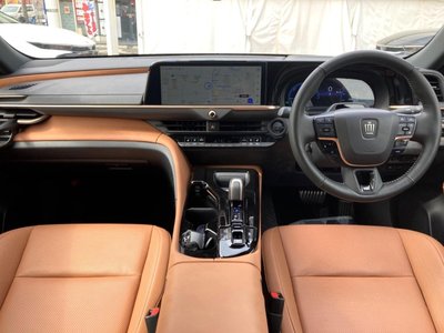 TOYOTA CROWN SPORT - 2