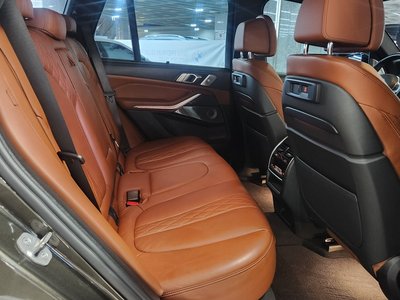 صورة 10 لـ 2023 BMW X5