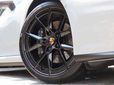 PORSCHE 911 - 4