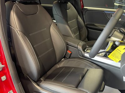 MERCEDES-BENZ GLB - 7