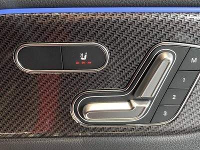 MERCEDES-BENZ GLB - 8