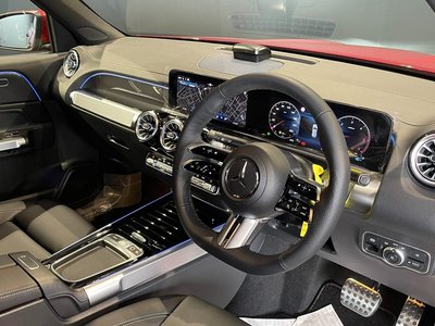 MERCEDES-BENZ GLB - 6