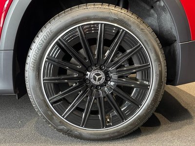 MERCEDES-BENZ GLB - 4