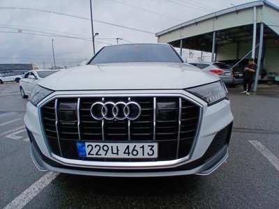 2023 AUDI Q7 — фото 1
