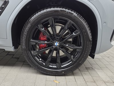 صورة 8 لـ 2025 BMW X4