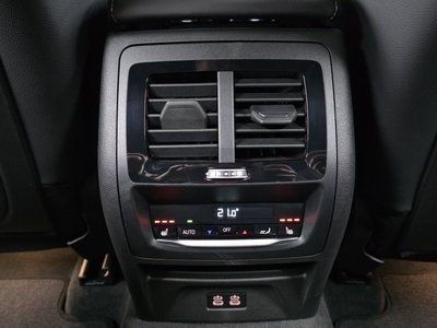صورة مصغرة 34 لـ 2025 BMW X4