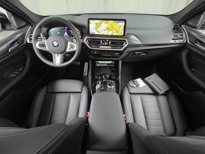 صورة 5 لـ 2025 BMW X4