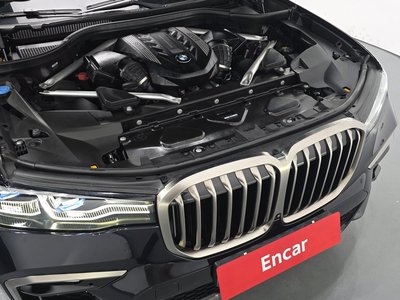 صورة 7 لـ 2021 BMW X7