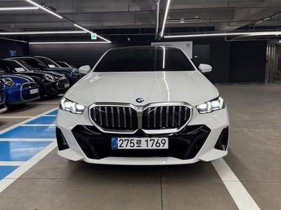 BMW 5 SERIES - 2