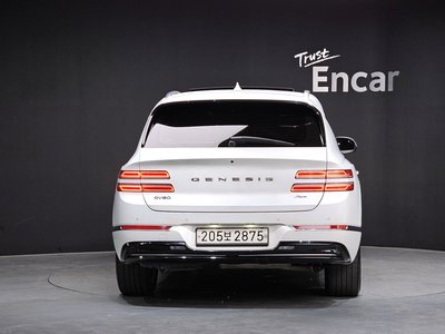 GENESIS GV80 - 3