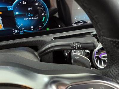 MERCEDES-BENZ CLA - 9