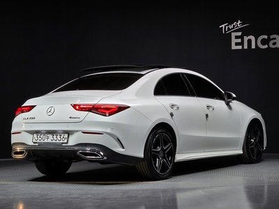 MERCEDES-BENZ CLA - 3