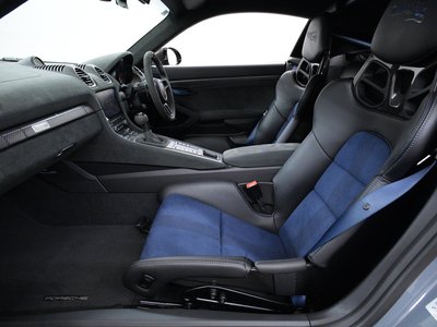 صورة مصغرة 34 لـ 2022 Porsche 718