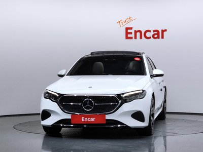 MERCEDES-BENZ E-CLASS - 3