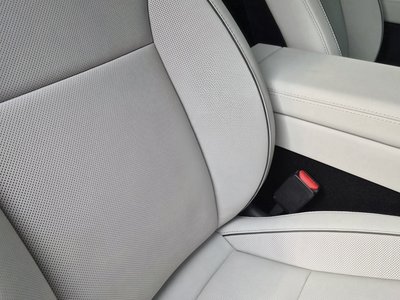 2026 Tesla MODEL Y photo 9