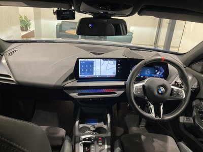 2024 BMW 1 SERIES photo 6