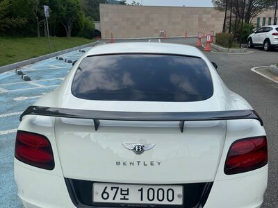 BENTLEY CONTINENTAL - 3