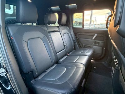 LAND ROVER DEFENDER - 7