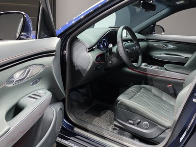 2021 Genesis GV70 — миниатюра 13