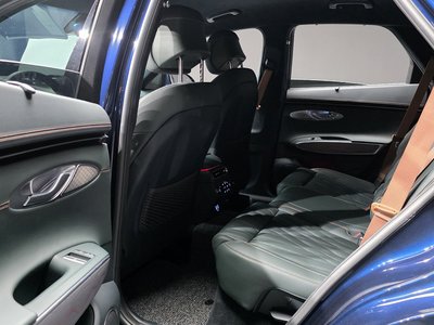 2021 Genesis GV70 — миниатюра 18