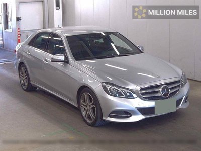 MERCEDES-BENZ E-CLASS - 1