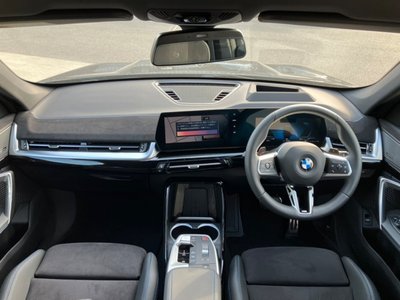صورة 8 لـ 2025 BMW X1