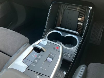 2025 BMW X1 thumbnail 11
