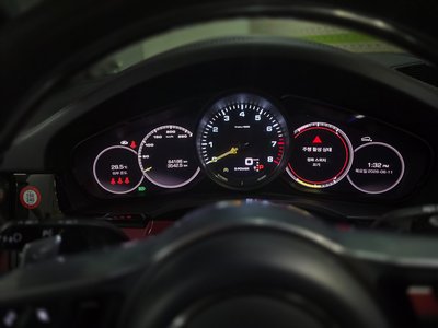 PORSCHE CAYENNE - 10