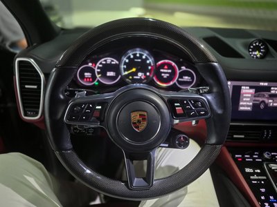 PORSCHE CAYENNE - 9