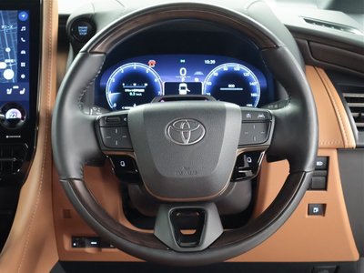 TOYOTA VELLFIRE - 6