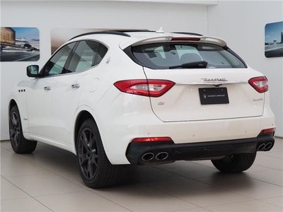 2019 Maserati LEVANTE — миниатюра 30