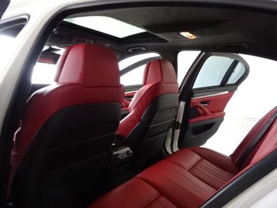 2013 BMW M5 缩略图 24