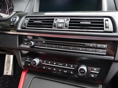 2013 BMW M5 缩略图 35