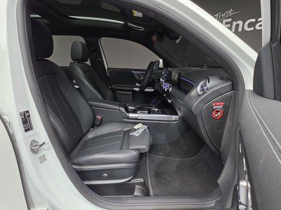 MERCEDES-BENZ GLB - 10