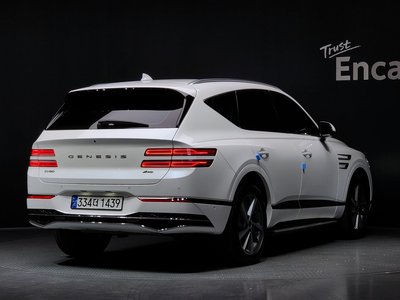 GENESIS GV80 - 3