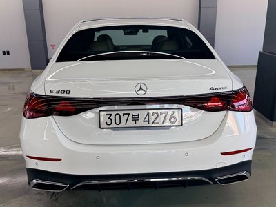 MERCEDES-BENZ E-CLASS - 3