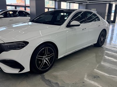 MERCEDES-BENZ E-CLASS - 1