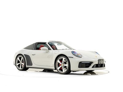 PORSCHE 911 - 9