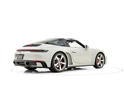 PORSCHE 911 - 7