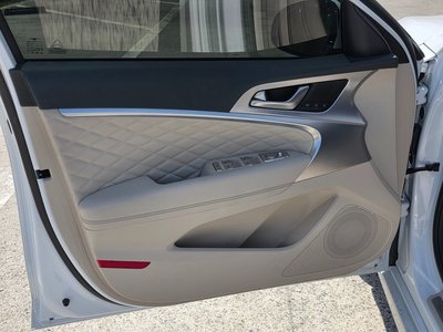 صورة مصغرة 12 لـ 2022 Genesis THE NEW G70