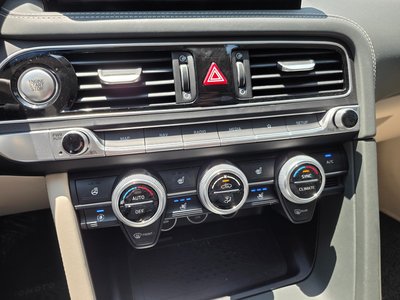صورة مصغرة 11 لـ 2022 Genesis THE NEW G70